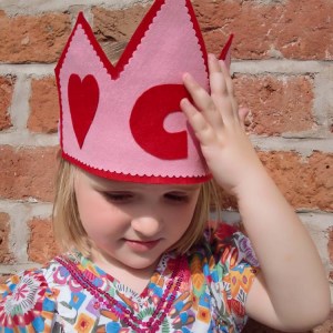Heart Crown and Wand Pattern on Craftsy