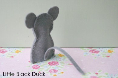 Mouse Felt Finger Puppet Tail Detail